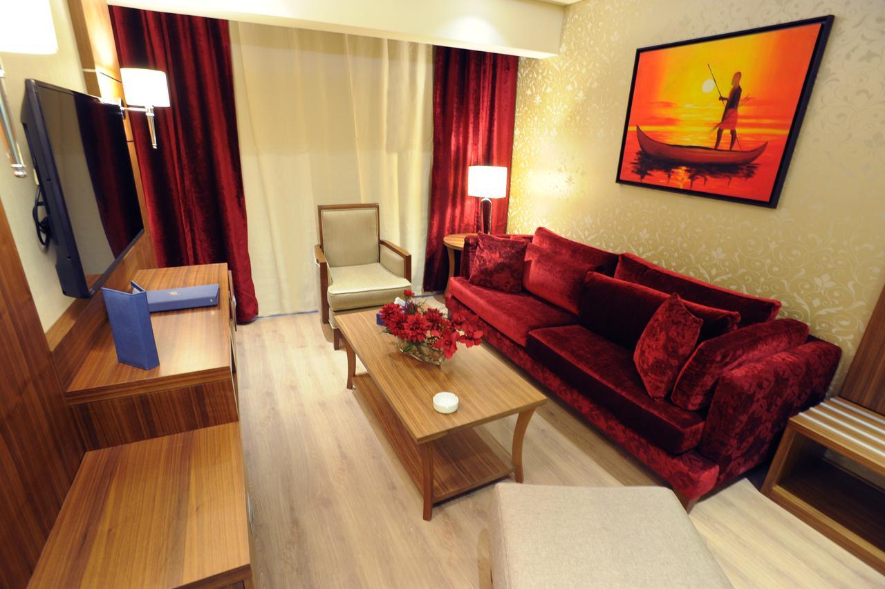 Gems Hotel Beirut Esterno foto