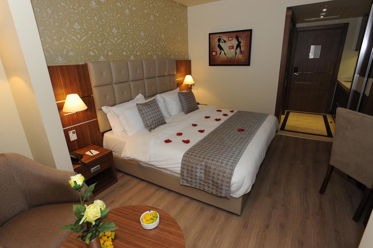 Gems Hotel Beirut Esterno foto