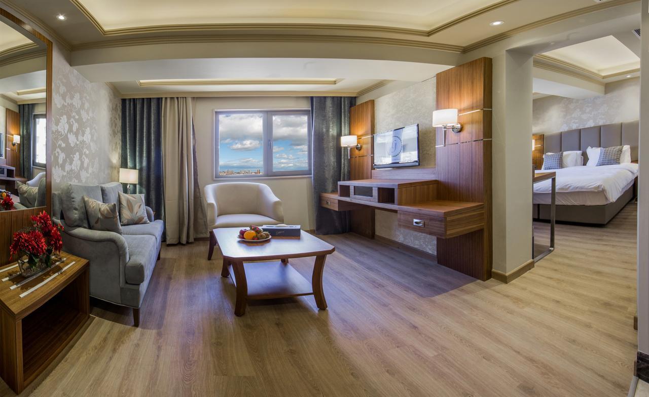 Gems Hotel Beirut Esterno foto