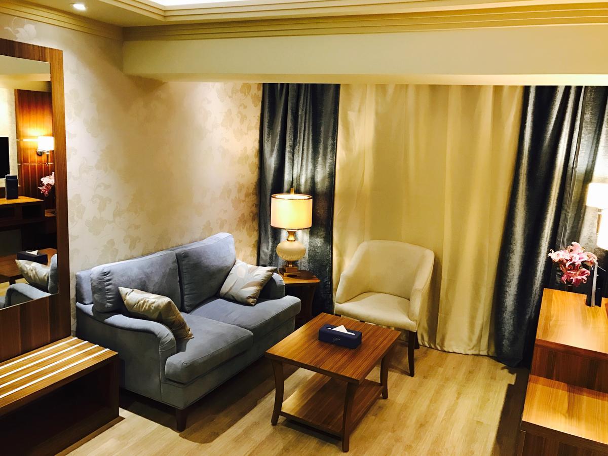 Gems Hotel Beirut Esterno foto