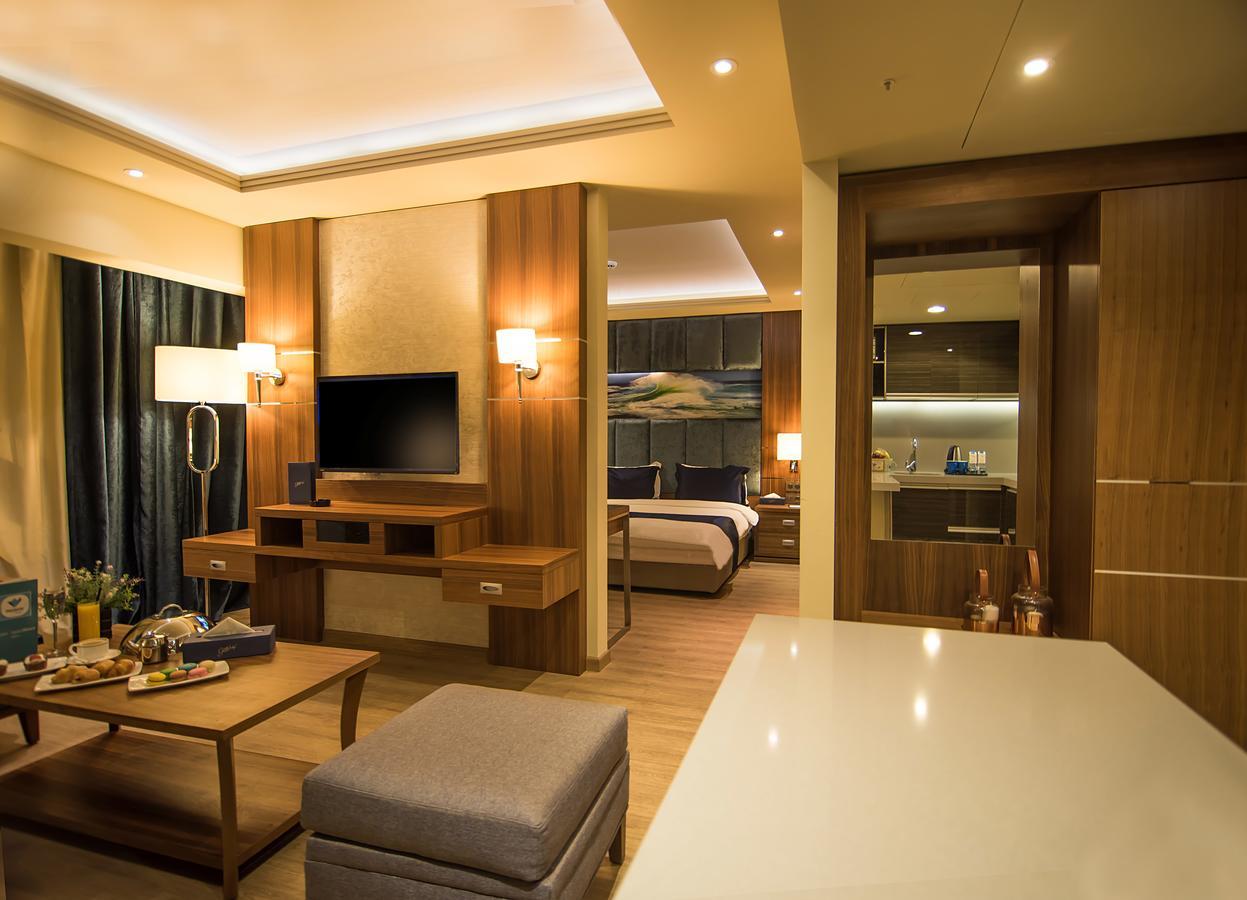 Gems Hotel Beirut Esterno foto