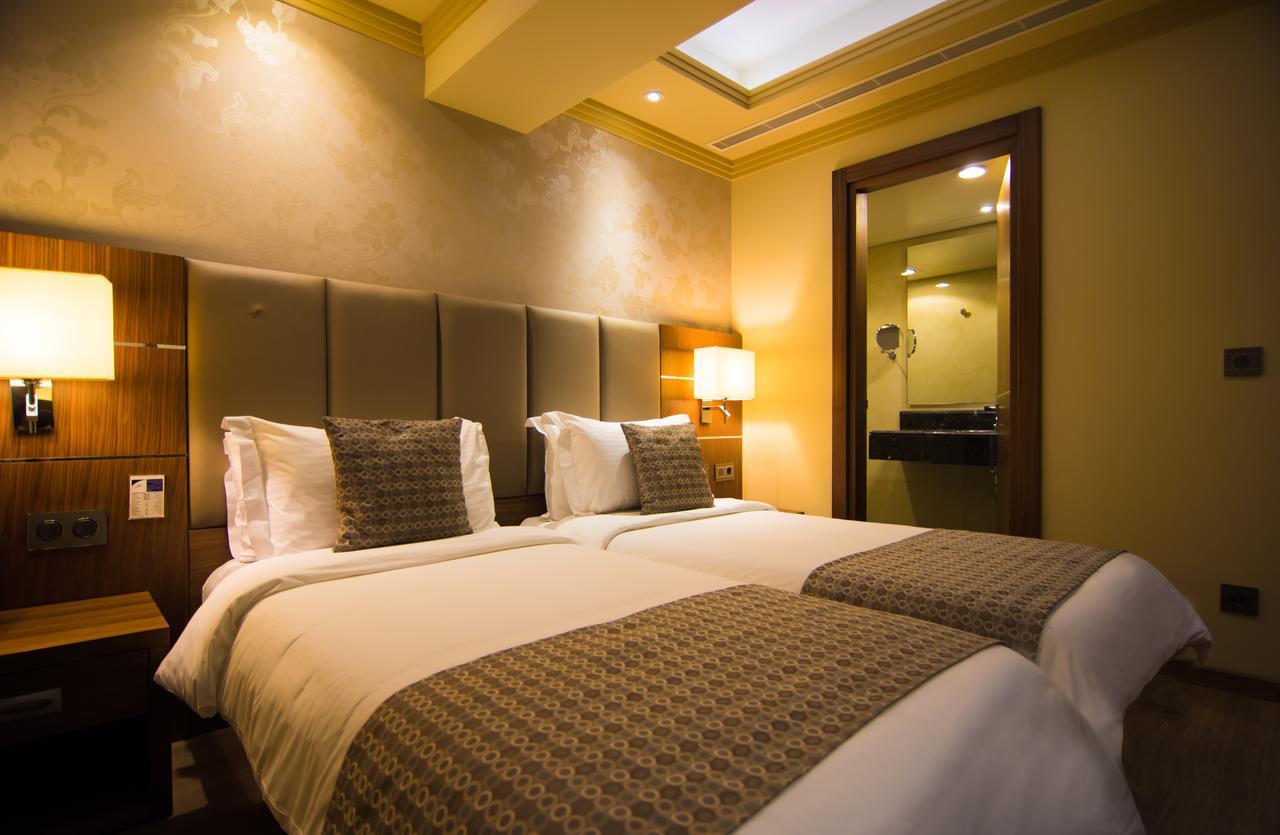 Gems Hotel Beirut Esterno foto